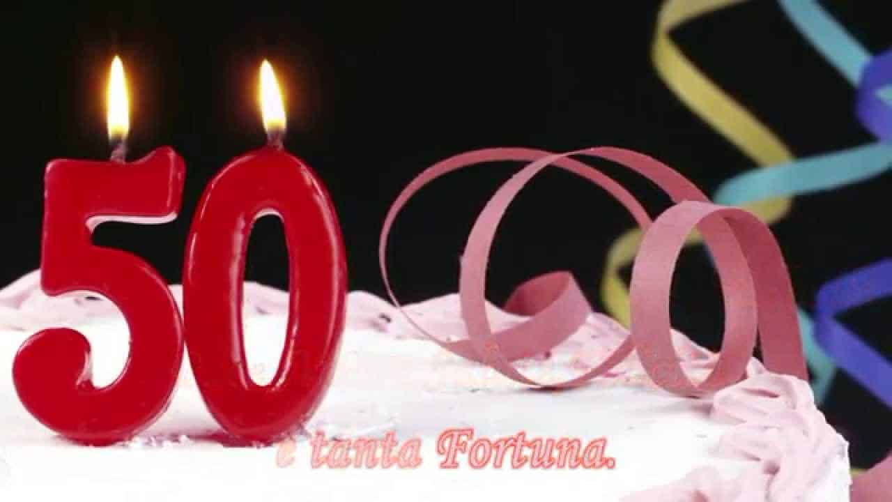 Auguri di 50 anni simpatici, le migliori frasi BombaGiù