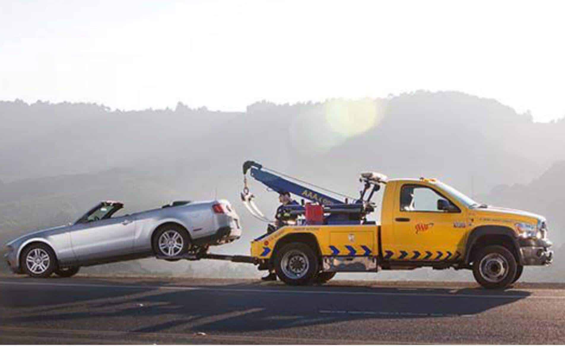 Towing Services Near Me in emergency cases | BombaGiù